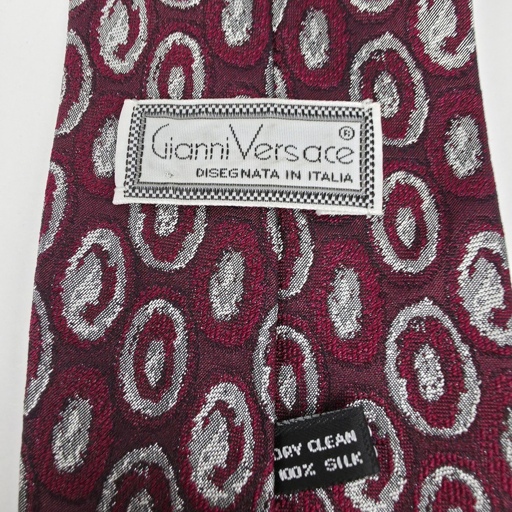 Gianni Versace Geometric Oval Silk Tie Mens Burgundy Silver Italy Neiman Marcus - Picture 2 of 6